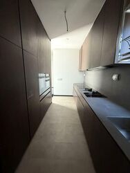 Midtown Modern (D7), Apartment #558633301